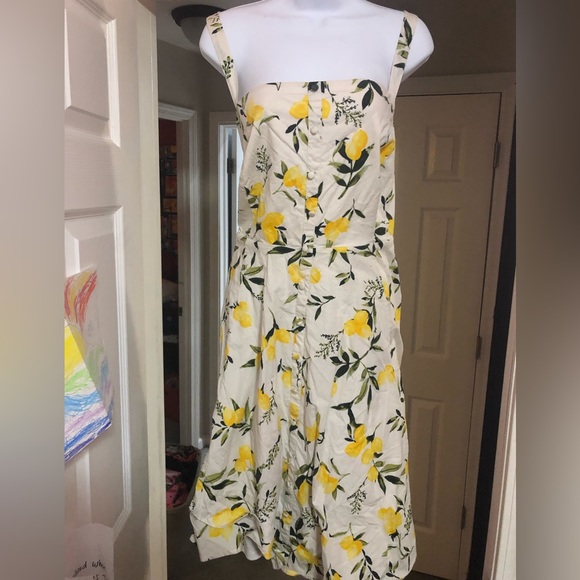 torrid Dresses & Skirts - Torrid Retro Vintage Lemon print dress